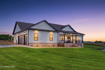 1117 Frogpond Rd, Friendsville, TN 37737