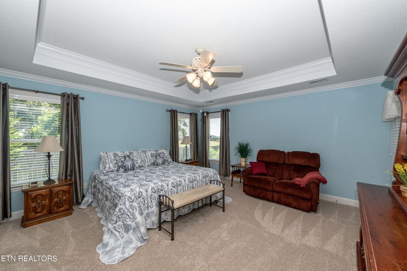 1117 Houston Springs Rd, Greenback, TN 37742