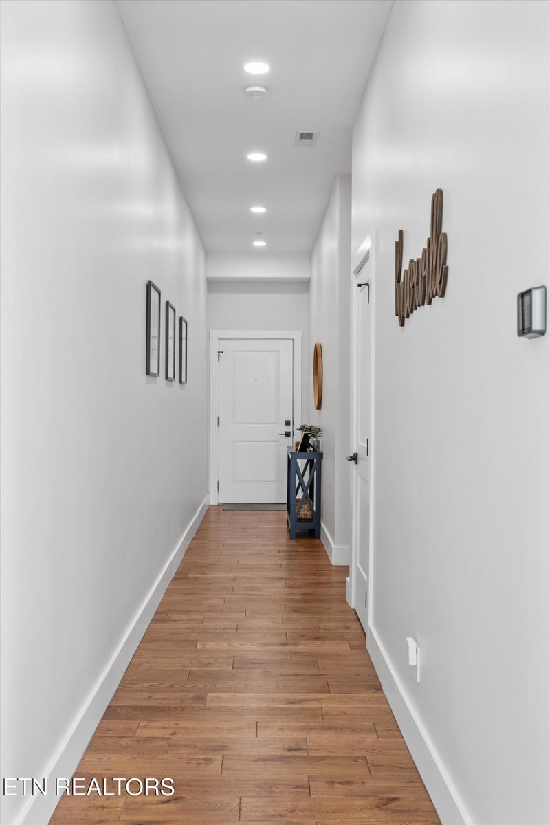 1117 Laurel Avenue Unit 201 Ave #201, Knoxville, TN 37916