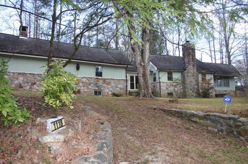 1118 Cedar Ln, Gatlinburg, TN 37738