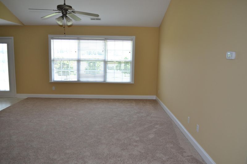 1118 Eloise West Rd, Greenback, TN 37742