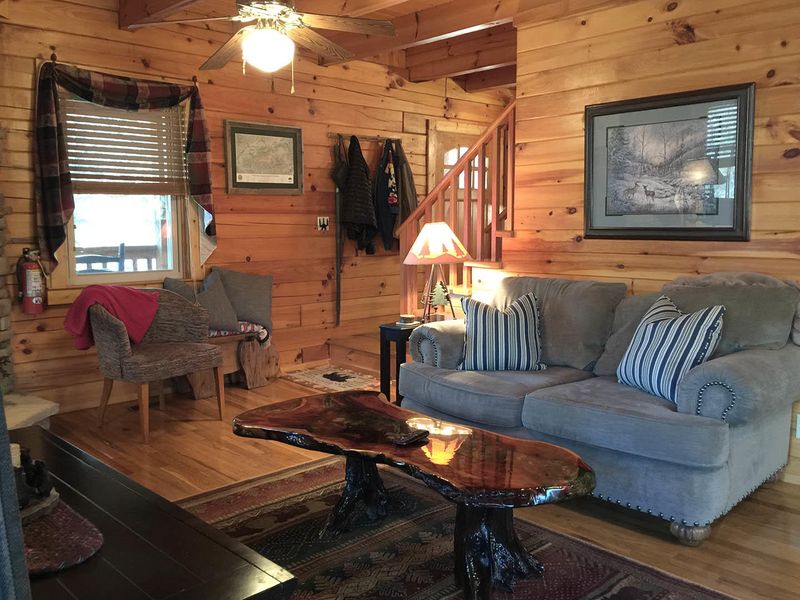 1118 Junaluska Way, Sevierville, TN 37876