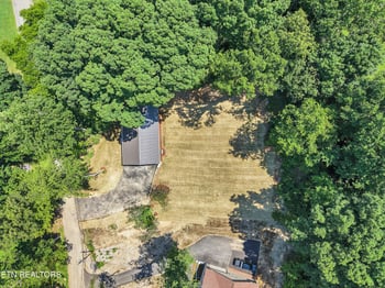 1119 Chris Wood Dr, Seymour, TN 37865