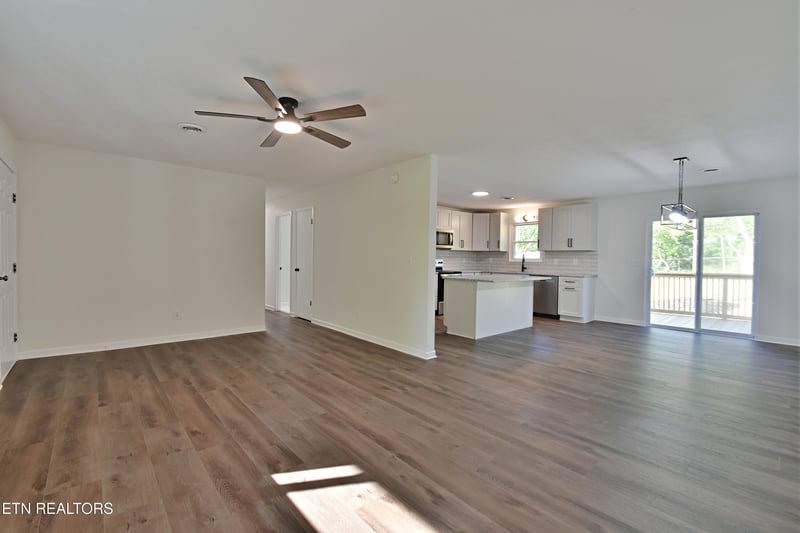 1119 Rudd Rd, Greenback, TN 37742