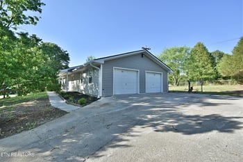 1119 Rudd Rd, Greenback, TN 37742