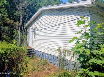 112 Adams Ln, Rockwood, TN 37854