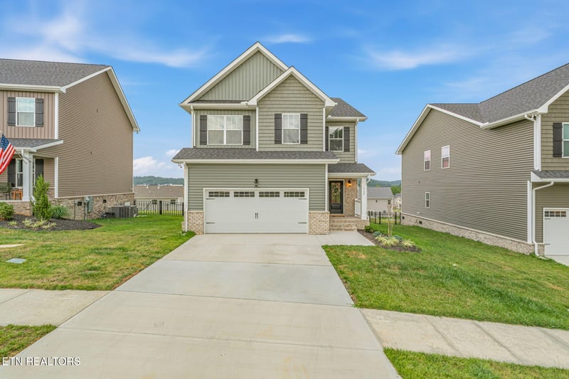 112 Cedarberry St, Oak Ridge, TN 37830