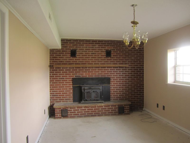 112 Circle Dr, Wartburg, TN 37887