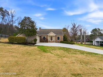 112 County Road 586, Englewood, TN 37329