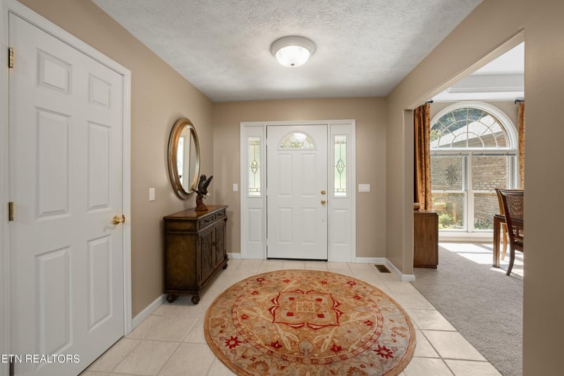 112 Cromwell Ln, Crossville, TN 38558