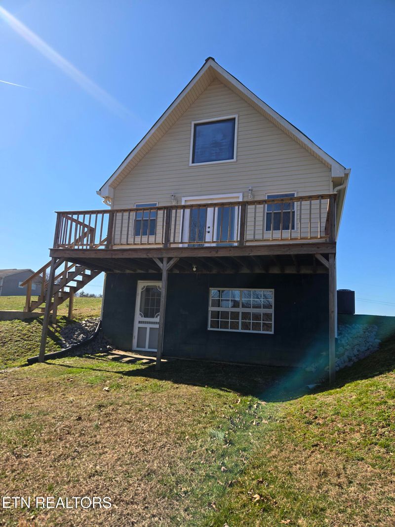 112 Daisy Ln, Wartburg, TN 37887