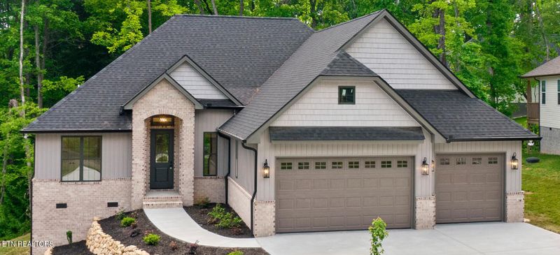112 Doya Ln, Loudon, TN 37774
