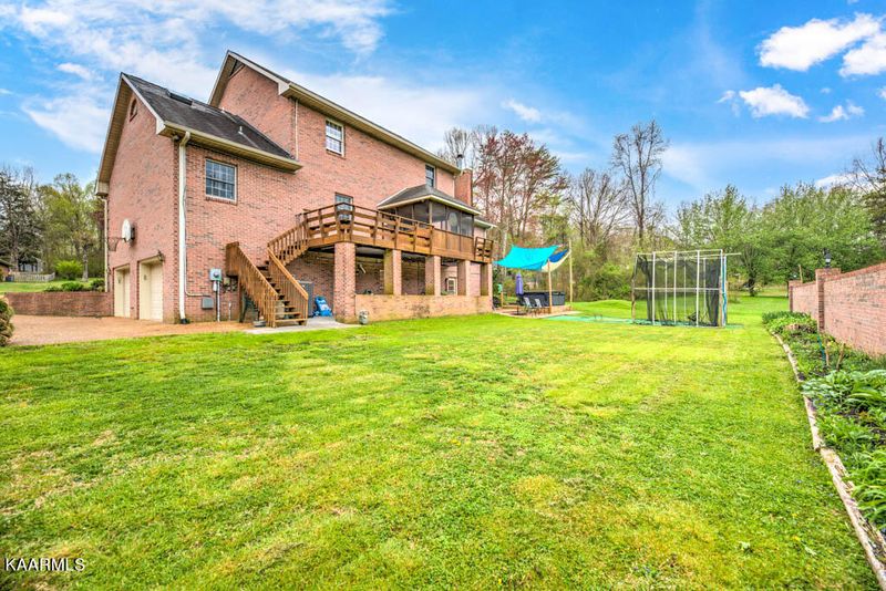 112 Eastridge Dr, Oak Ridge, TN 37830