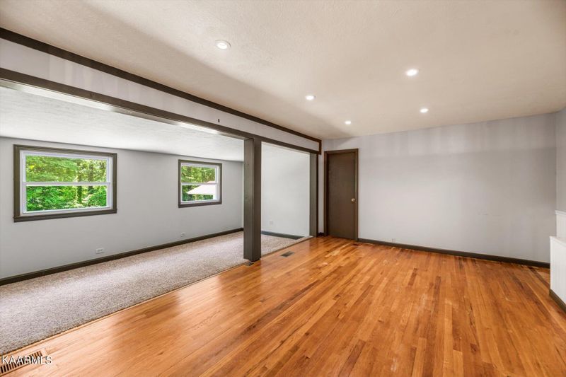 112 Euclid Cir, Oak Ridge, TN 37830