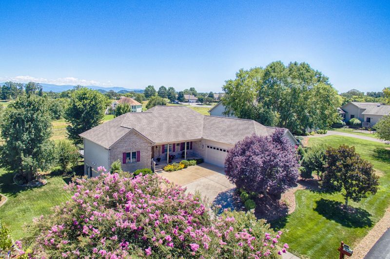 112 Ganega Trl, Vonore, TN 37885