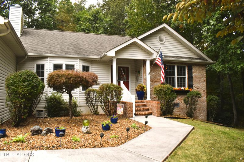 112 Garfield Ln, Fairfield Glade, TN 38558