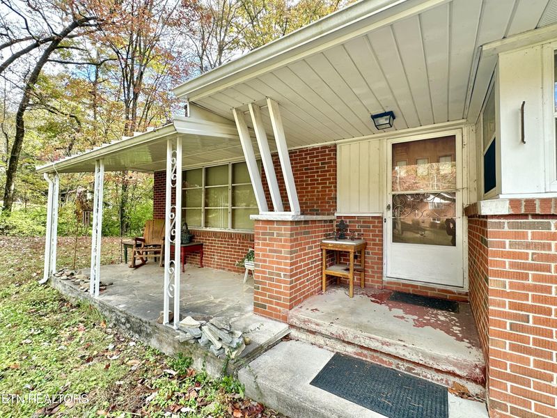 112 Glenn Cir, Powell, TN 37849