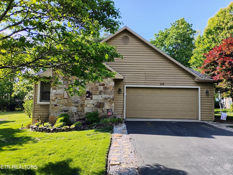 112 Howard Ter, Crossville, TN 38558