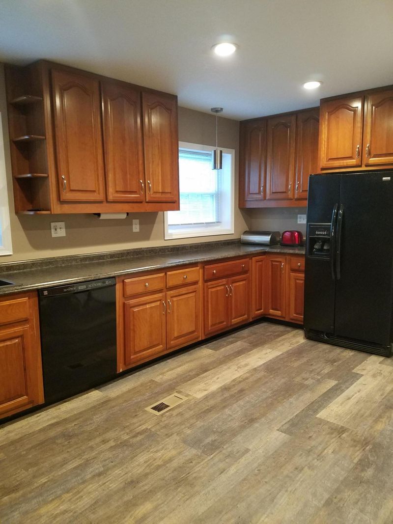 112 Kingfisher Ln, Oak Ridge, TN 37830