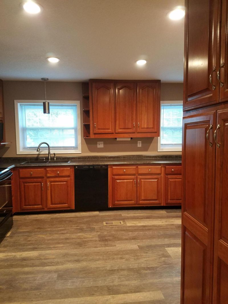 112 Kingfisher Ln, Oak Ridge, TN 37830