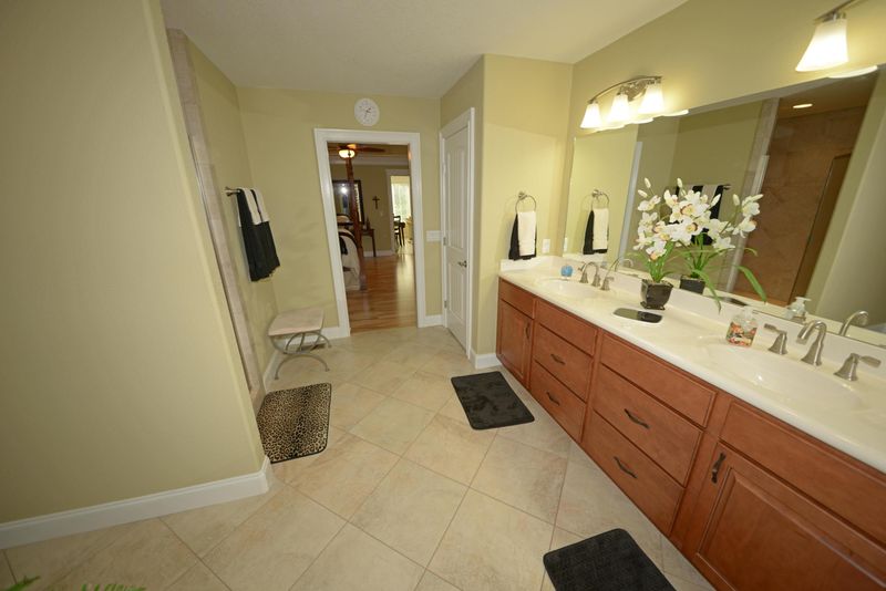 112 Laurelton Ln, Fairfield Glade, TN 38558