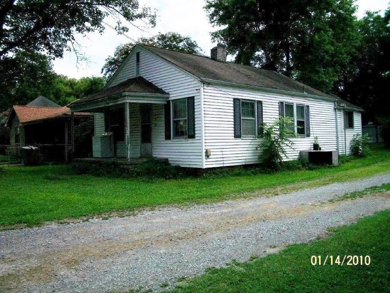 112 Mcginley St, Alcoa, TN 37701