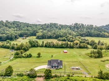 112 Old Hickory Valley Rd, Maynardville, TN 37807