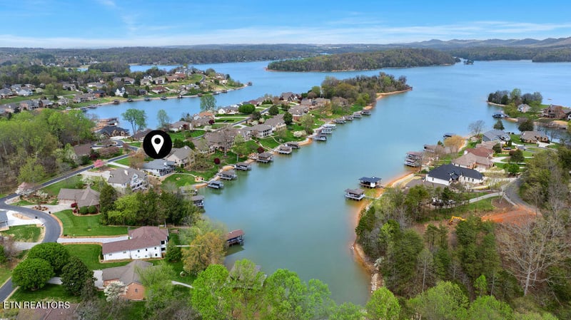 112 Oostagala Dr, Loudon, TN 37774