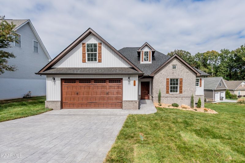 112 Pocola Way, Loudon, TN 37774
