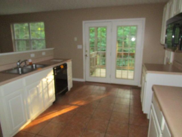 112 Royal View Ln, Powell, TN 37849