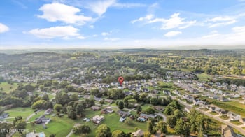 112 Silver Maple St, Lenoir City, TN 37771