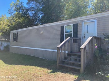 112 Stiner Shores Rd, Sharps Chapel, TN 37866