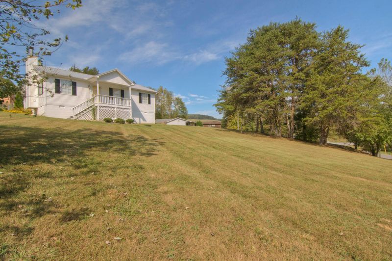 112 Summerset Way, Maynardville, TN 37807