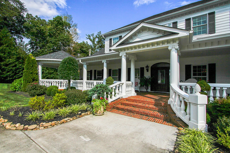 112 Turtle Cove Ct, Lenoir City, TN 37772