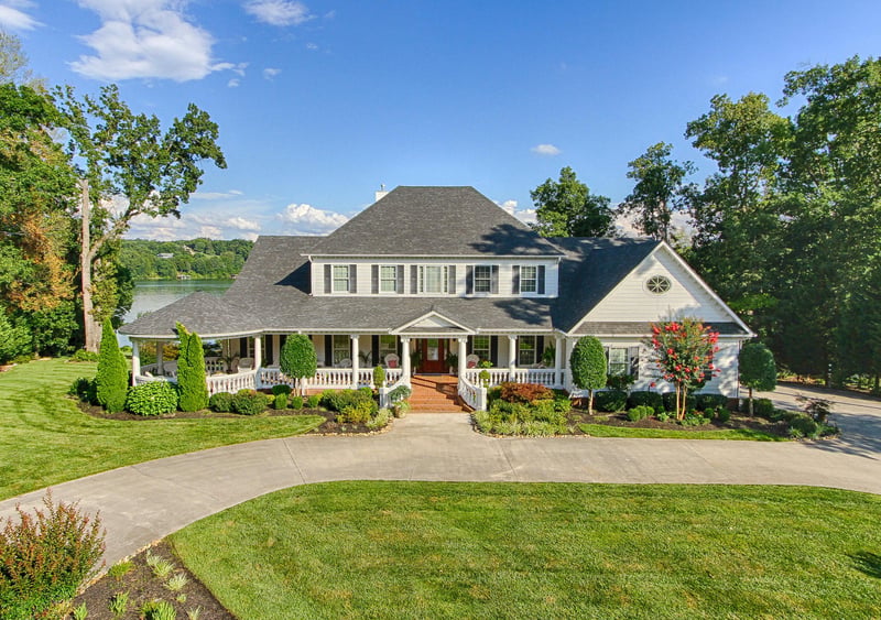 112 Turtle Cove Ct, Lenoir City, TN 37772