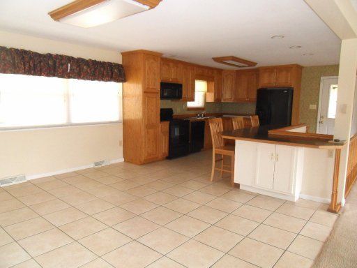 112 W Pasadena Ln, Oak Ridge, TN 37830