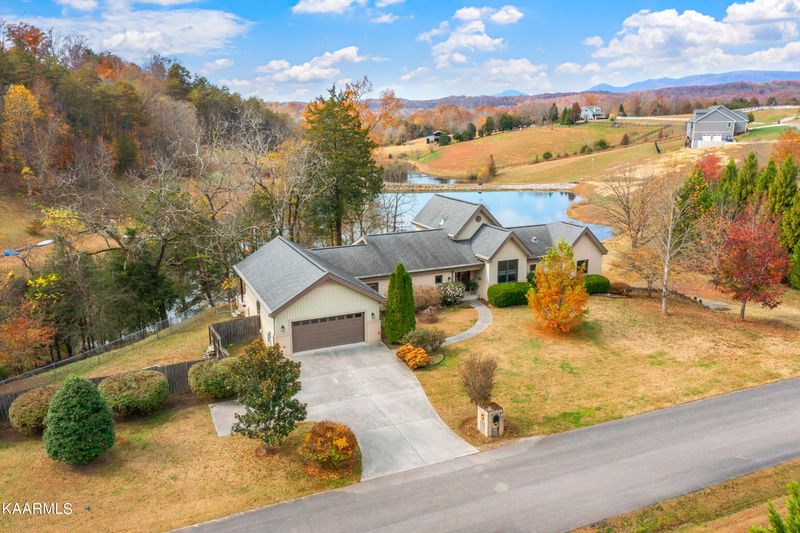 112 Whippet Ln, Clinton, TN 37716