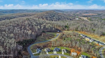 112 Willow Oak Dr, Oak Ridge, TN 37830