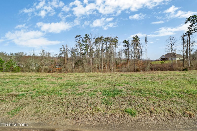 112 Willow Oak Dr, Oak Ridge, TN 37830