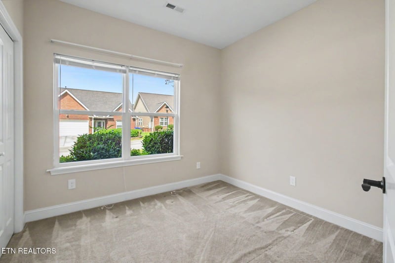 1120 Fellin View Way, Sevierville, TN 37876