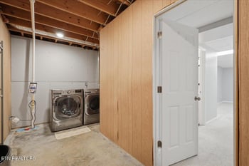 1120 Harrogate Dr, Knoxville, TN 37923