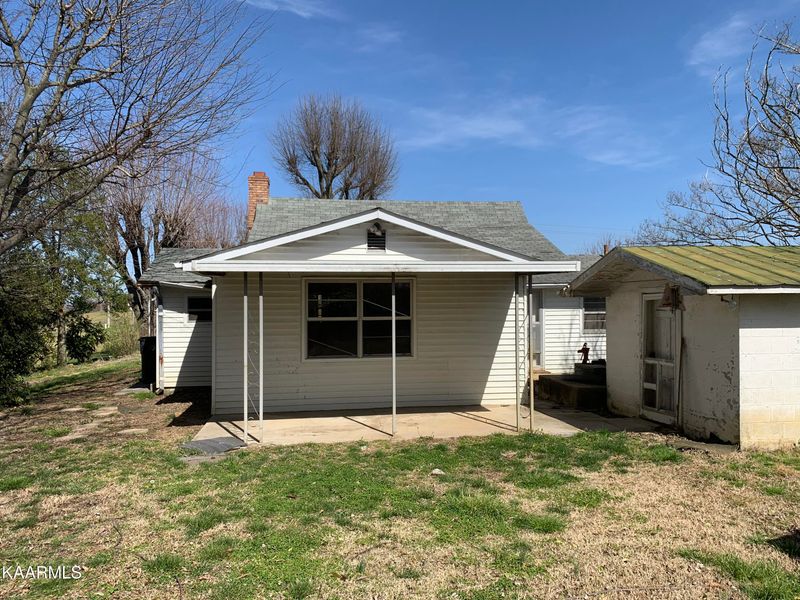 1120 Slop Creek Rd, Russellville, TN 37860