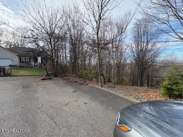 11207 Elm Crest Ln, Knoxville, TN 37932
