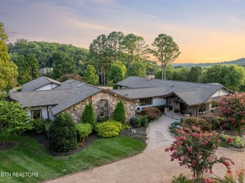 1121 Clover Hill Ln, Knoxville, TN 37922