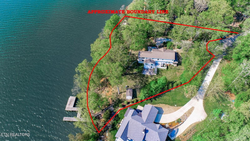 1121 Settlers Ln, Friendsville, TN 37737