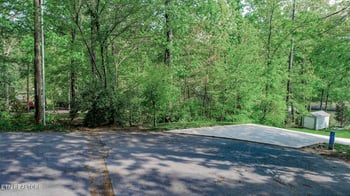 1121 Settlers Ln, Friendsville, TN 37737