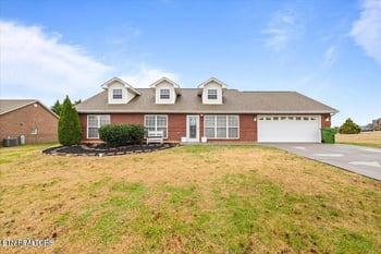 1121 Worthington Blvd, Maryville, TN 37801