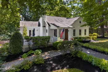 1122 Craig Rd, Knoxville, TN 37919