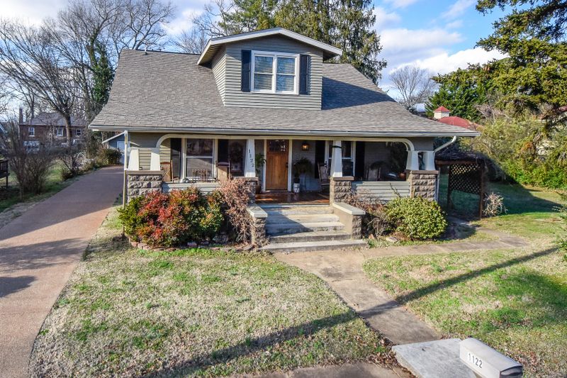 1122 Everett Ave, Maryville, TN 37804