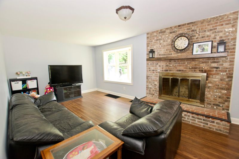 1122 W Broadway Ave, Maryville, TN 37801
